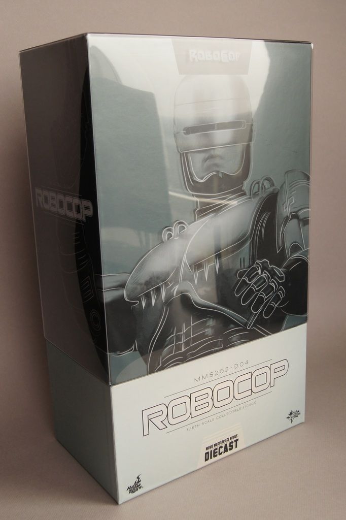 http://i778.photobucket.com/albums/yy67/Batbatsy/Hot%20Toys%20Robocop/2_zpsssragfpv.jpg