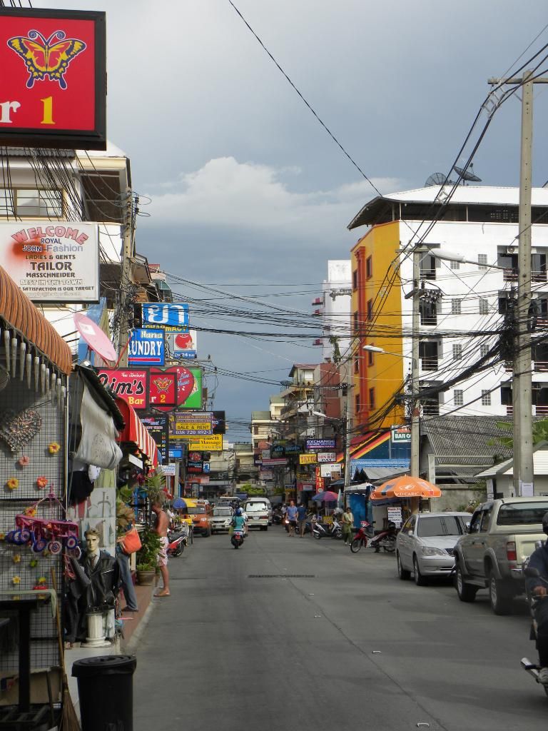 ThailandSept2012PT1359_zpsdc53a241.jpg