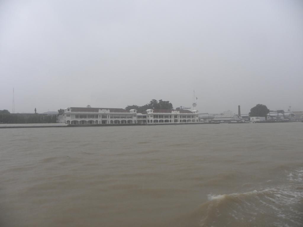 ThailandSept2012PT1646_zps7490993a.jpg