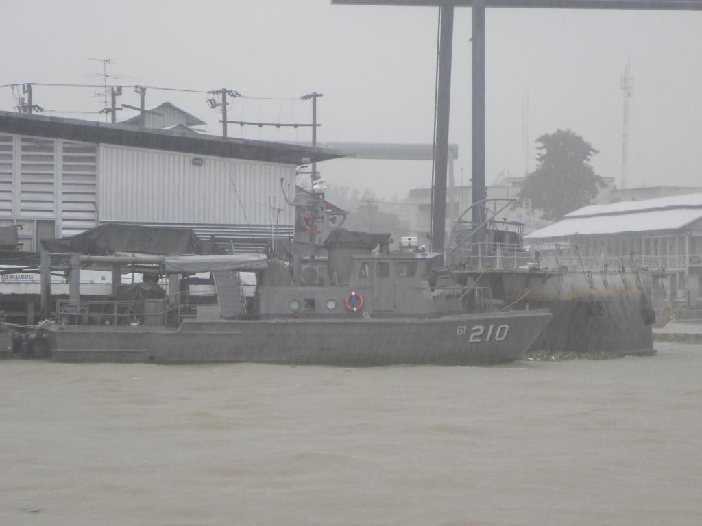 ThailandSept2012PT1650_zps37c1fc90.jpg