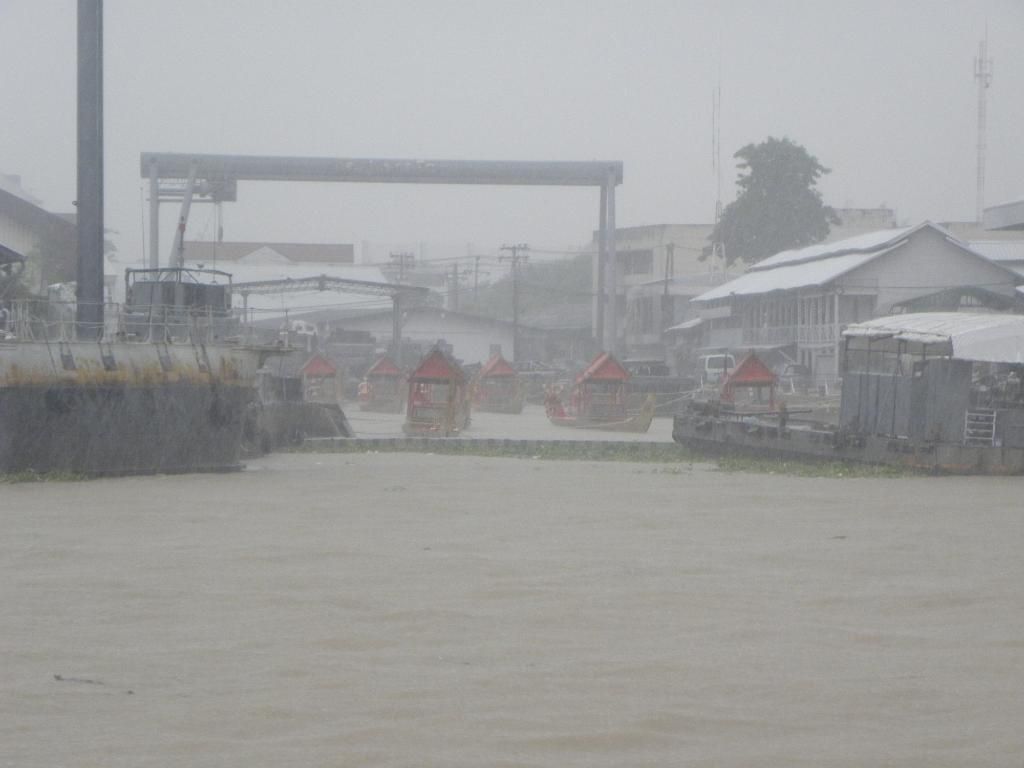 ThailandSept2012PT1651_zps4eb4cb87.jpg