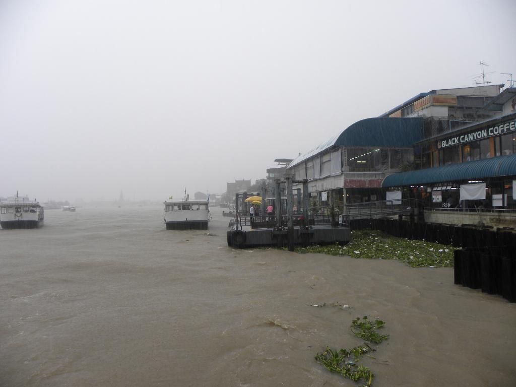 ThailandSept2012PT1662_zps4e5bb4c0.jpg
