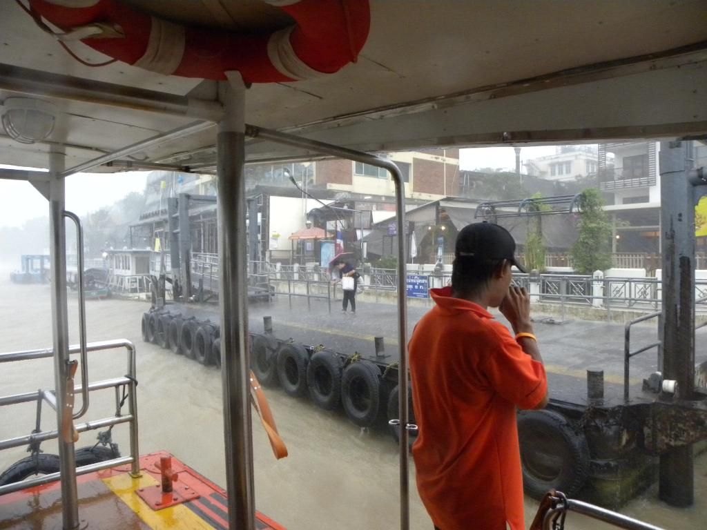 ThailandSept2012PT1669_zpsf22596d1.jpg