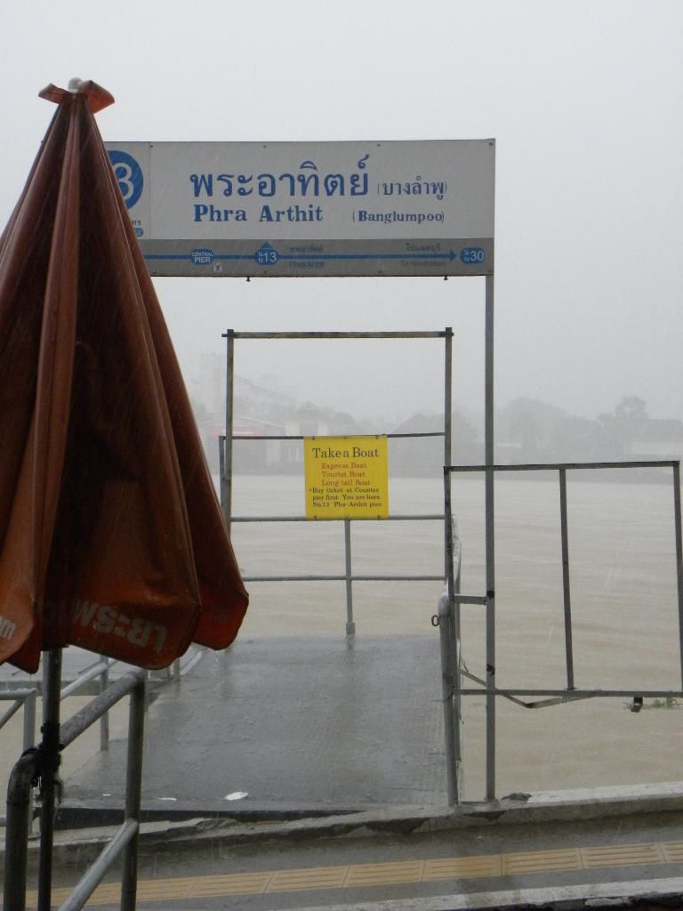 ThailandSept2012PT1672_zps7857618a.jpg