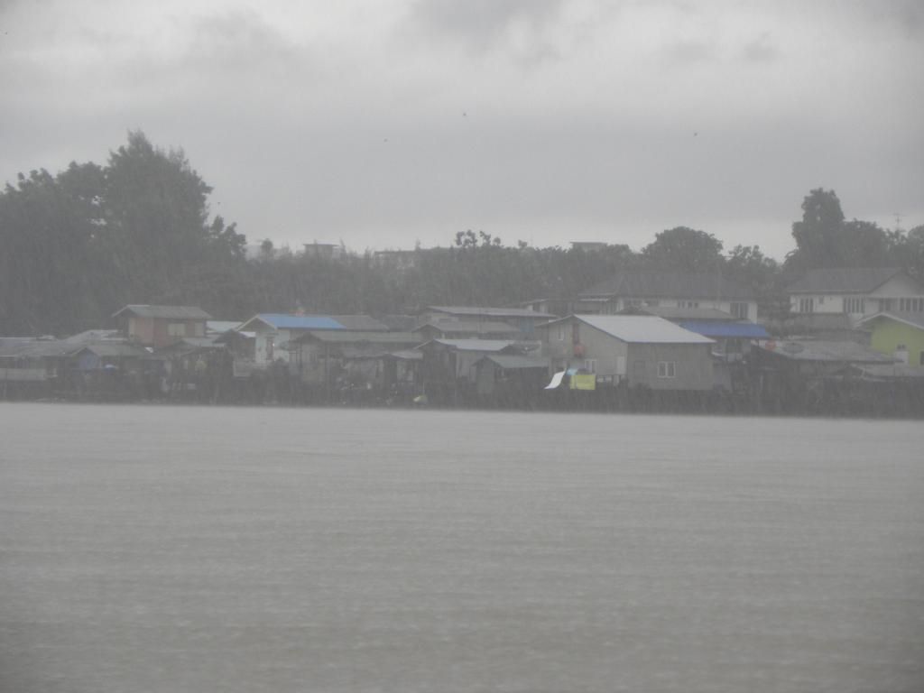 ThailandSept2012PT1686_zps448c390c.jpg